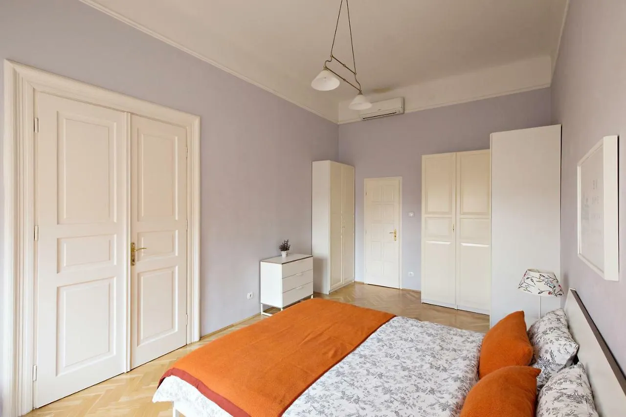 Apartament Klauzal Ter 9 Budapeszt